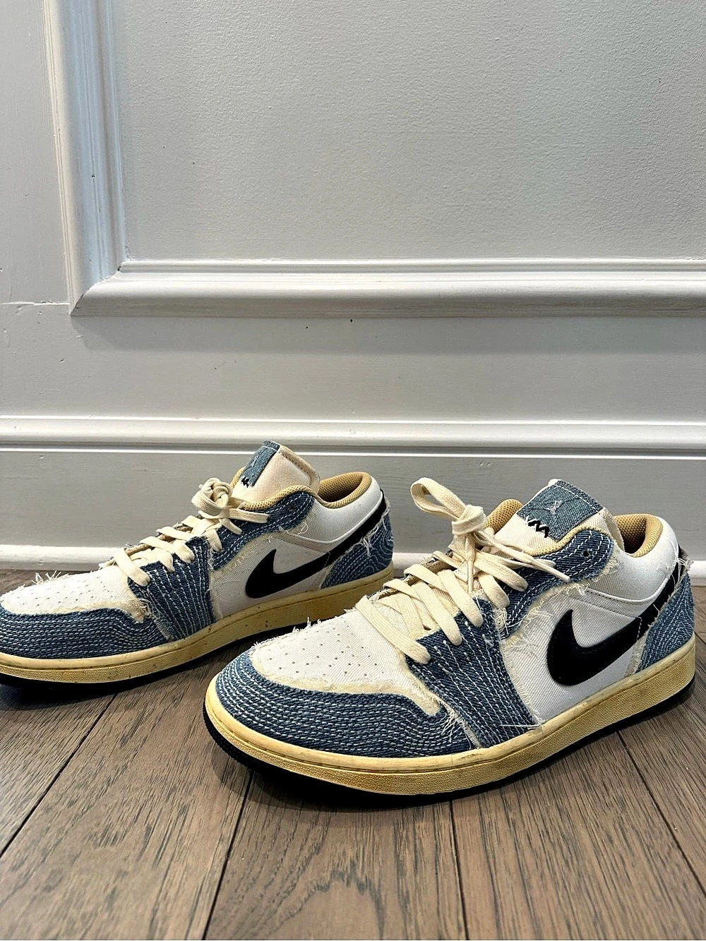 Nike Air Jordan 1 Low SE Sneakers Blue & White Size 13